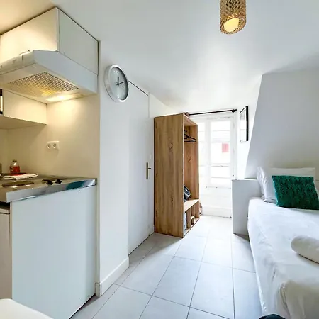 04 - Faubourg Bail Mobilite Апартаменты Париж